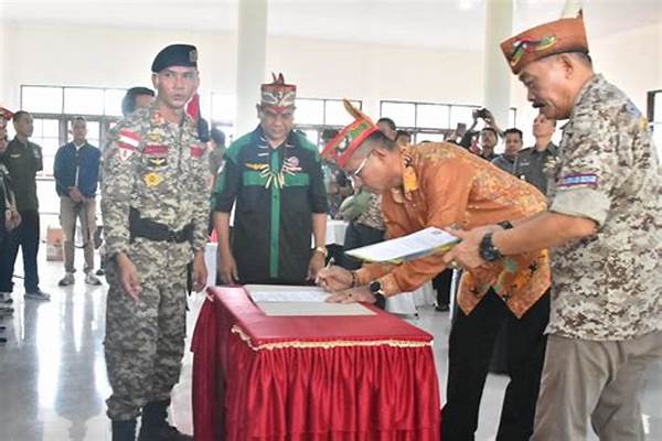 pemimpin-adat-dalam-menjaga-harmoni-sosial_5bff3ae97.jpg